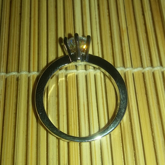 Solitaire Sterling Silver 925 Cubic Zirconia - Picture 5 of 6